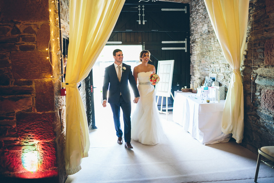 bride and groom arriving