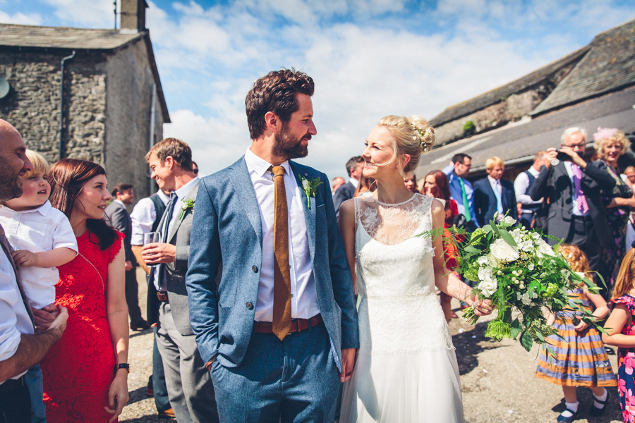confetti wedding
